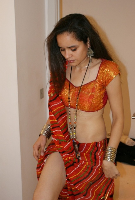 Jasmine Mathur naked image