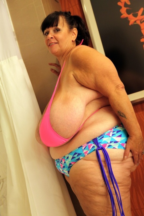 huge natural breasted older women pov